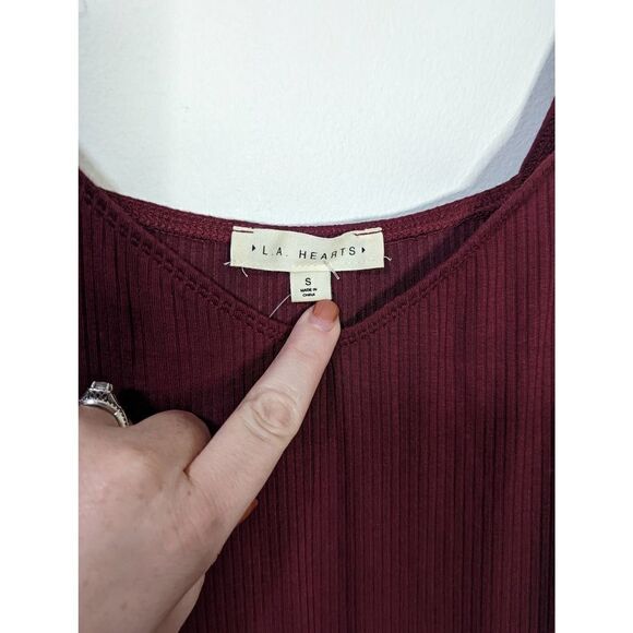 NWT LA Hearts Pacsun Maroon Ribbed Shortsleeve Romper - Picture 4 of 9